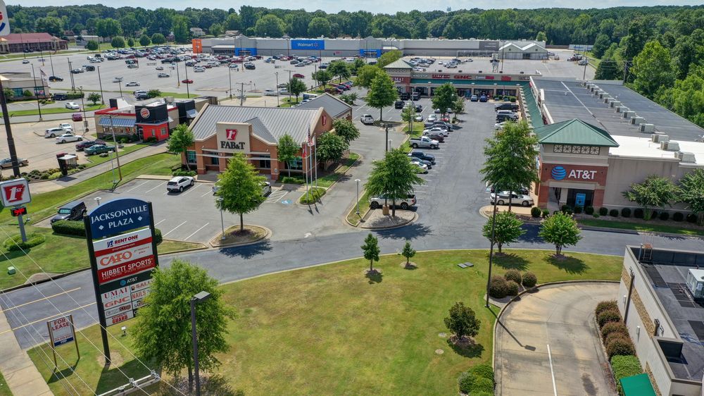 Jacksonville Plaza: 2050-2070 John Harden Drive, Jacksonville, AR 72076